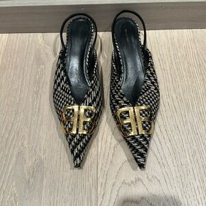 Balenciaga kitten heel